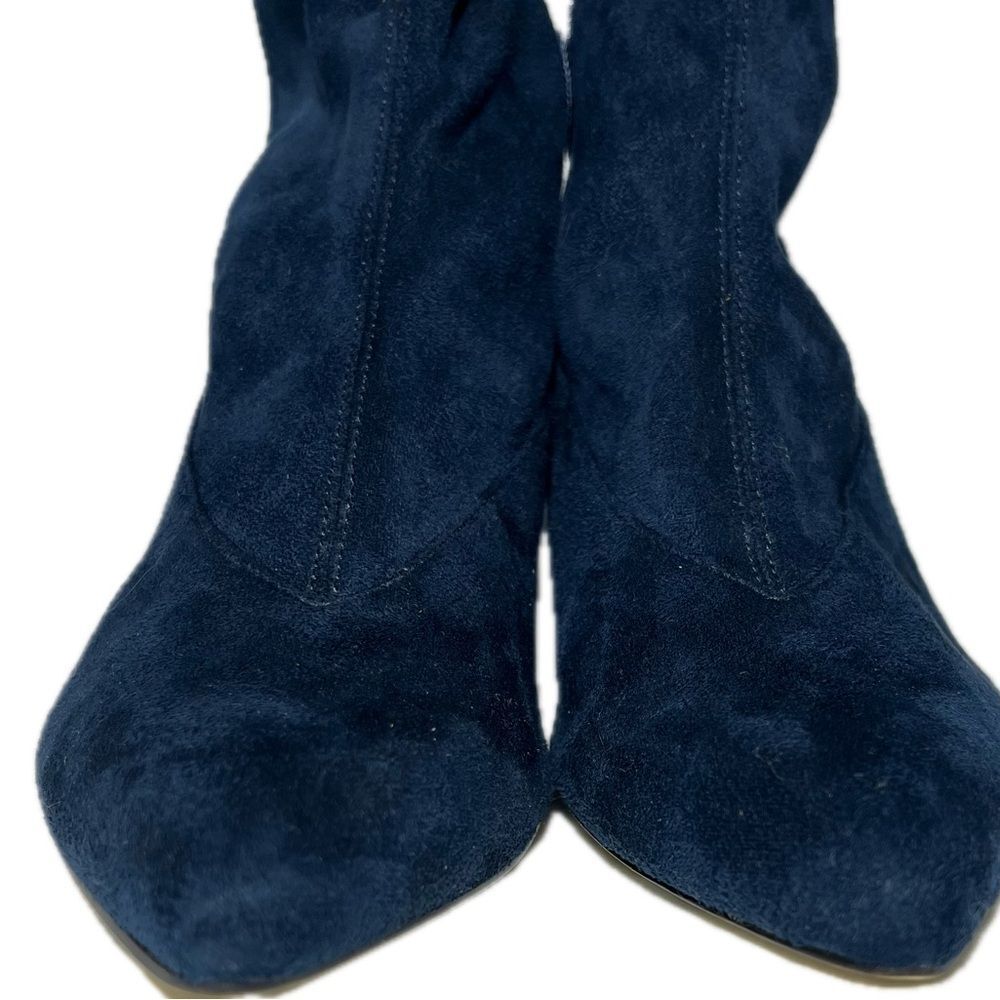 Bella Vita Stephanie II Kitten Heel Faux Suede Ankle Boots Navy Size 7.5 - Picture 5 of 9